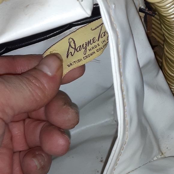 Dwyane Taylor made in British colony of Hong Kong - Picture 4 of 5